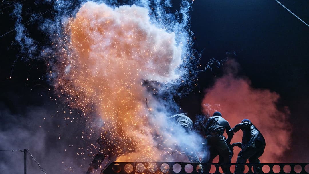 Comandante backdrop 6