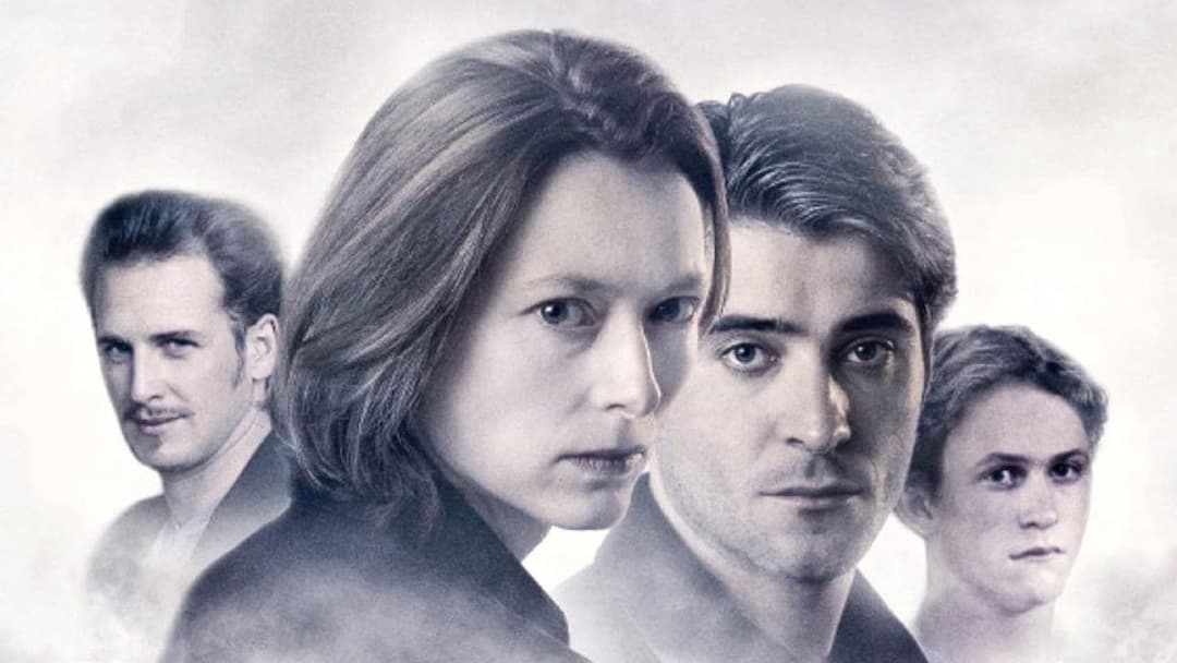 The Deep End - Trügerische Stille backdrop 3