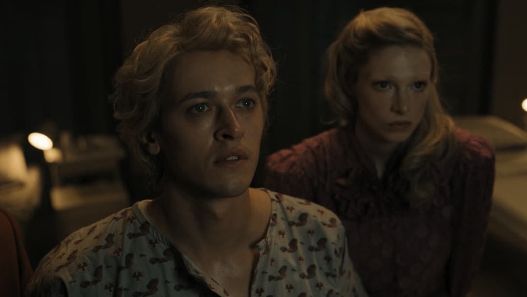 The Hunger Games: The Ballad of Songbirds & Snakes backdrop 7