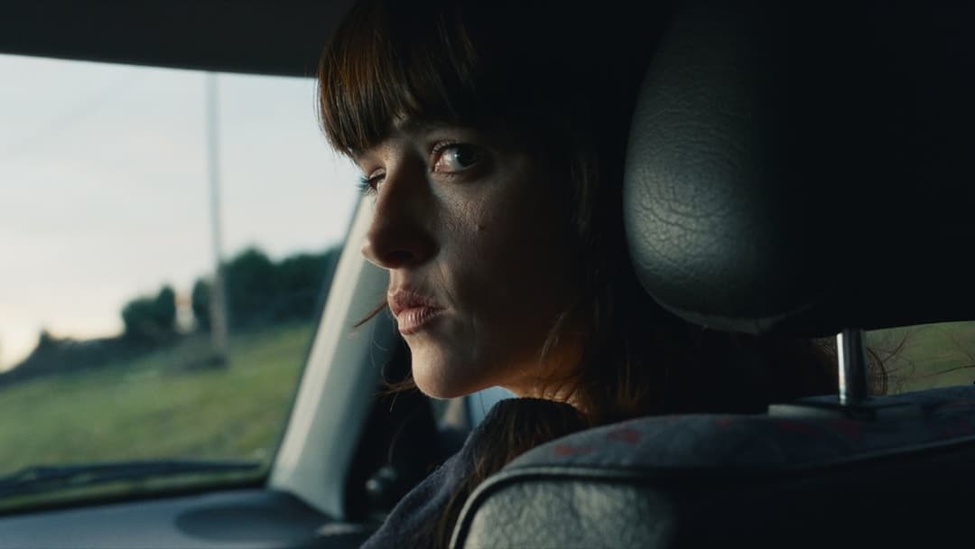 Вона в пітьмі йде backdrop 3