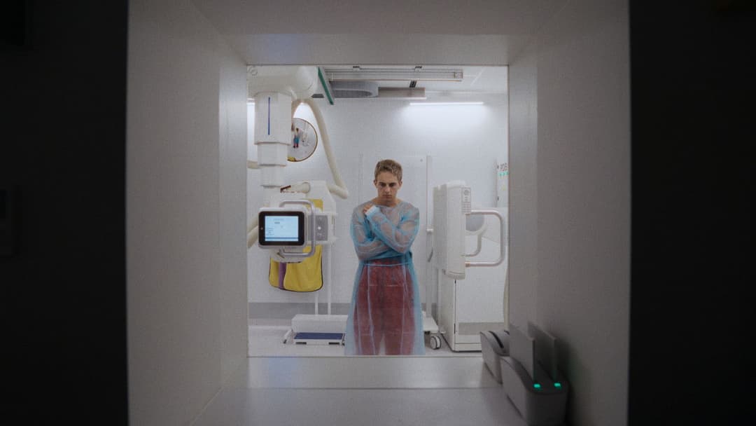 Nie ma duchów w mieszkaniu na Dobrej backdrop 6