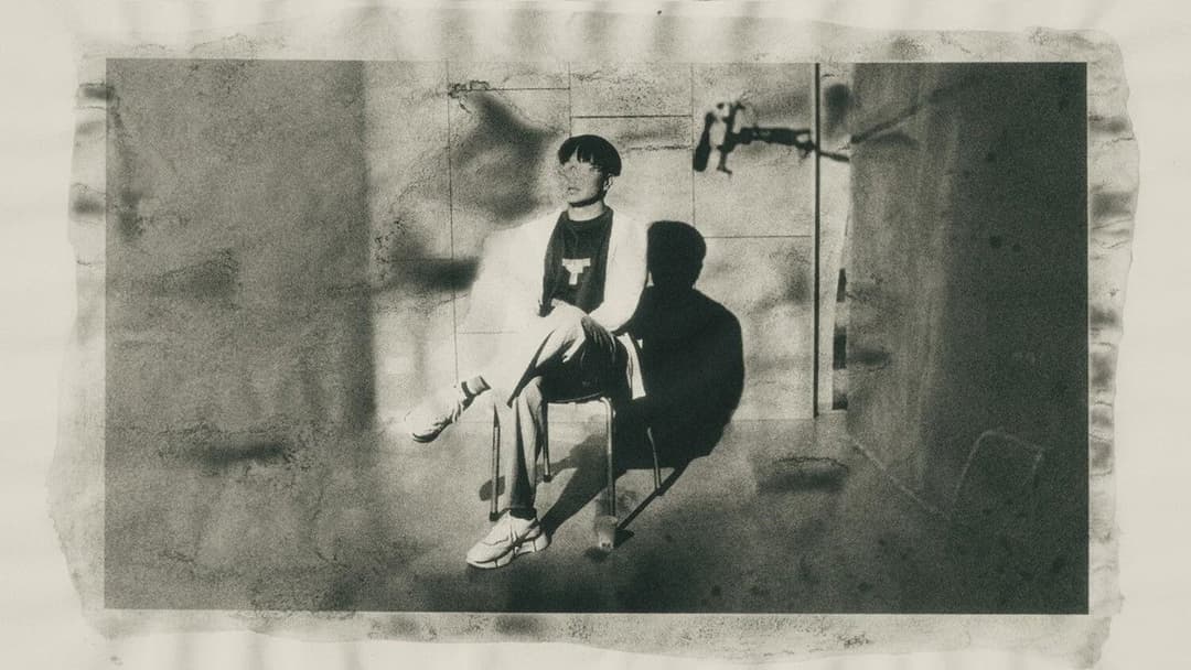 Breaking Walls backdrop 1