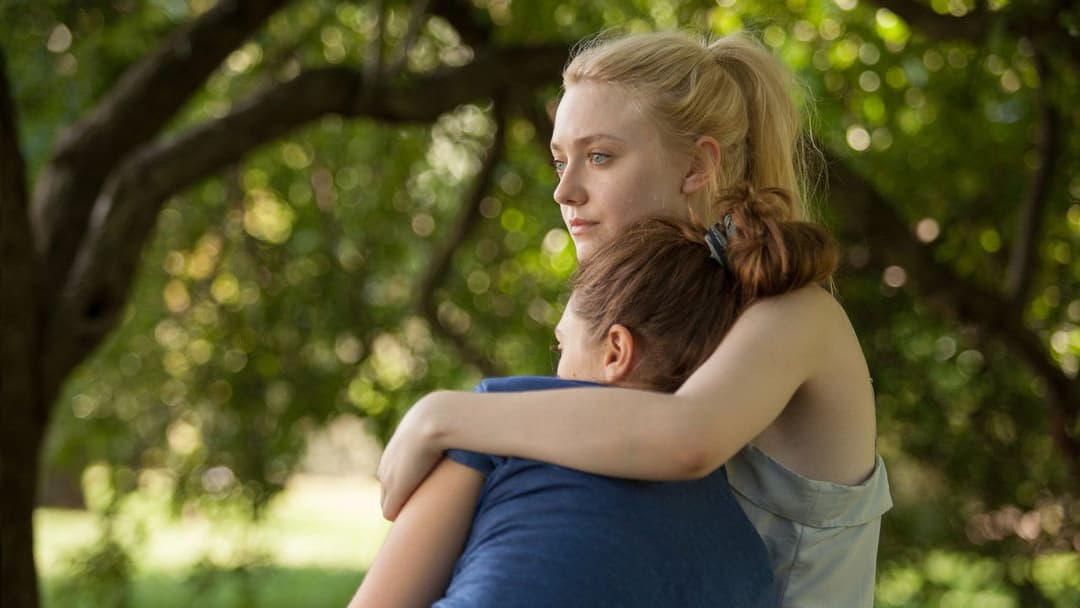 Very Good Girls backdrop 11