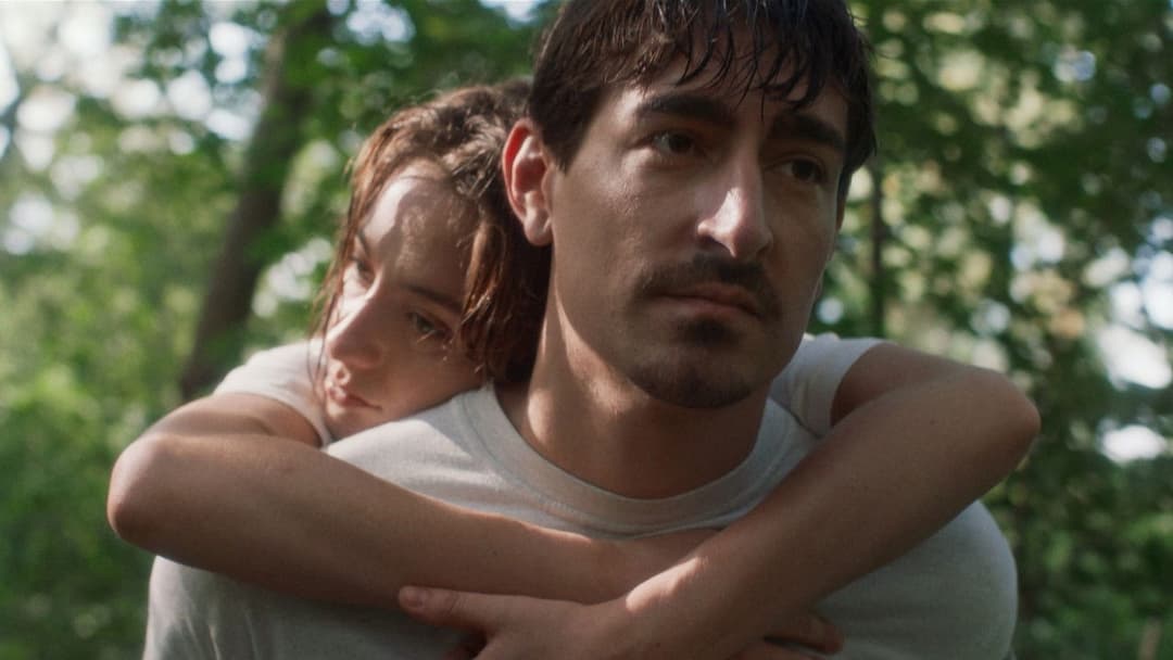 Хороша сестра backdrop 2