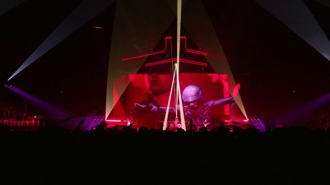 Muse: Simulation Theory backdrop 3