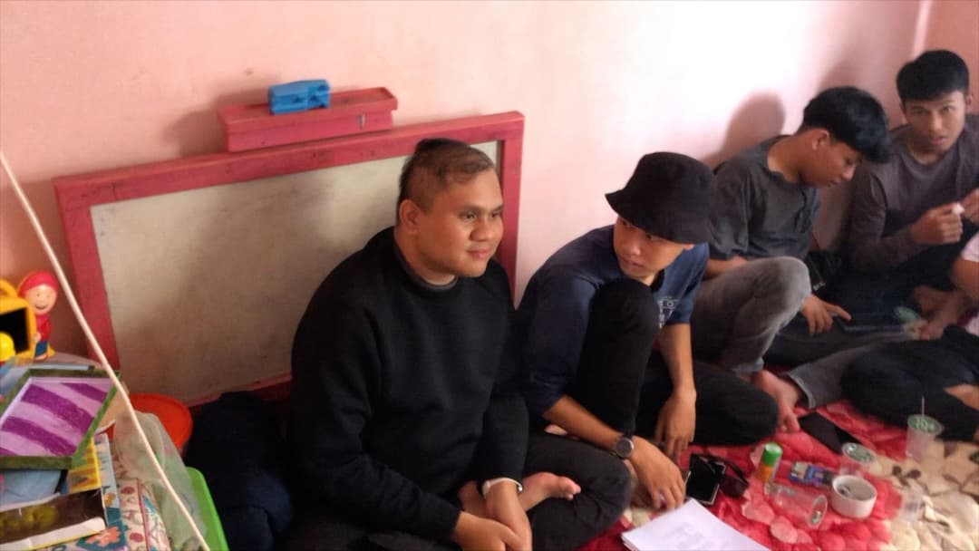 Hafiz & Friends: We Were Always Meant to Be Here backdrop 4