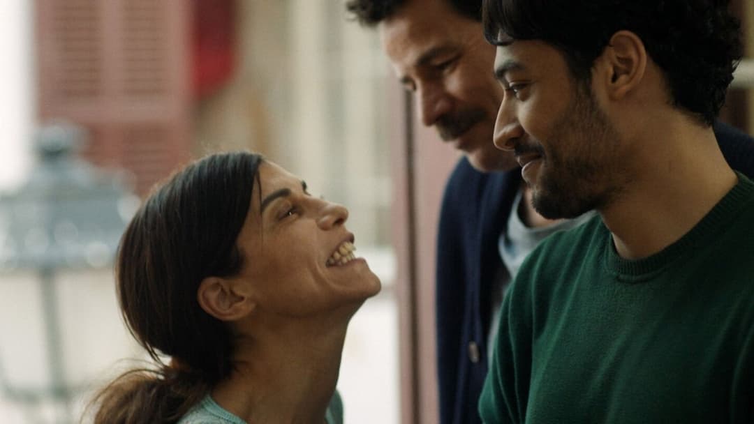 أزرق القفطان backdrop 4