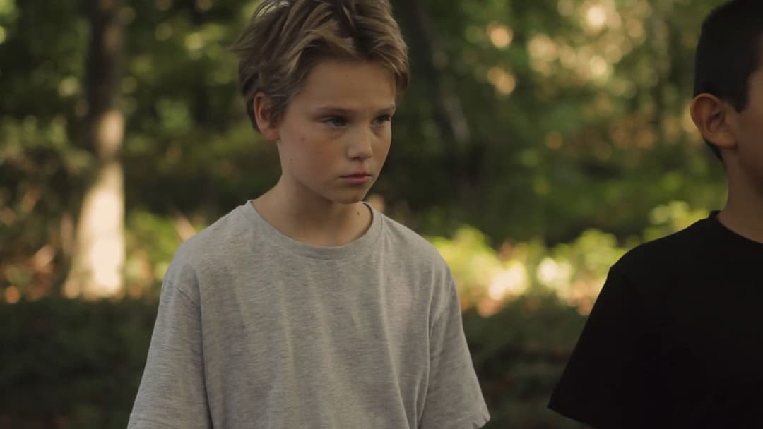 Дівчисько backdrop 2