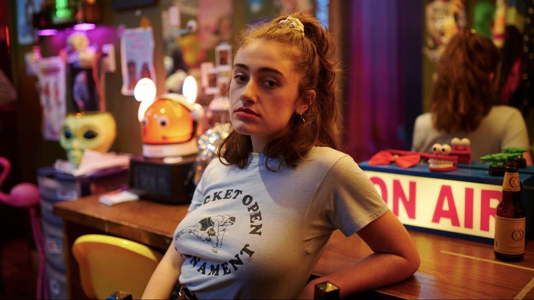 I Used to Be Funny backdrop 10