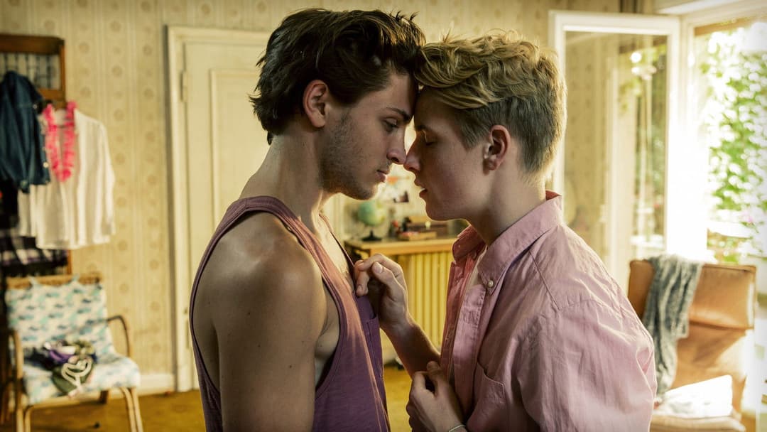 Die Mitte der Welt backdrop 4