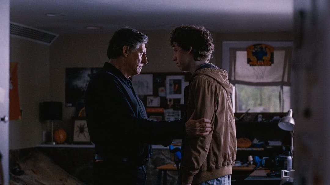 Louder Than Bombs backdrop 5