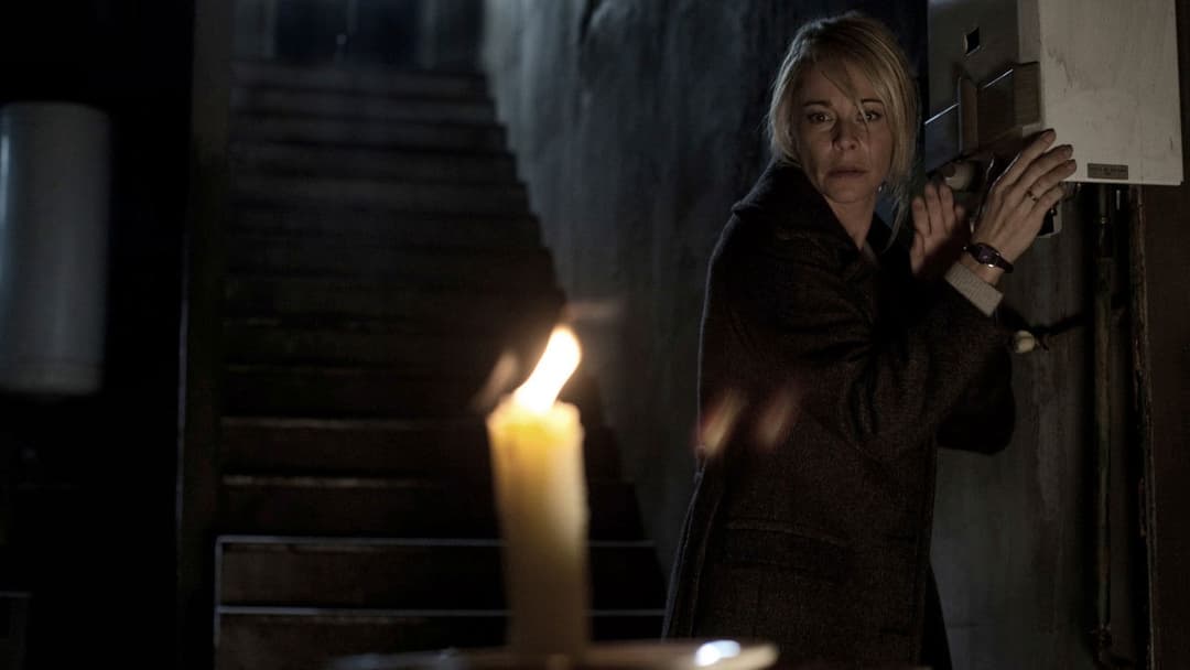 Julia's Eyes backdrop 6