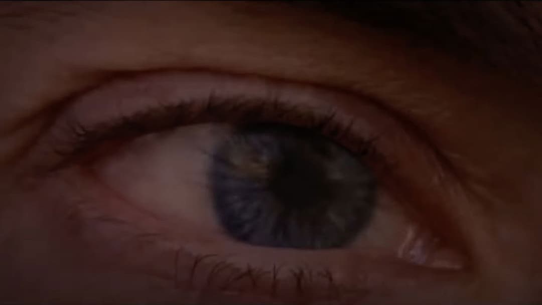 Die Alone backdrop 8