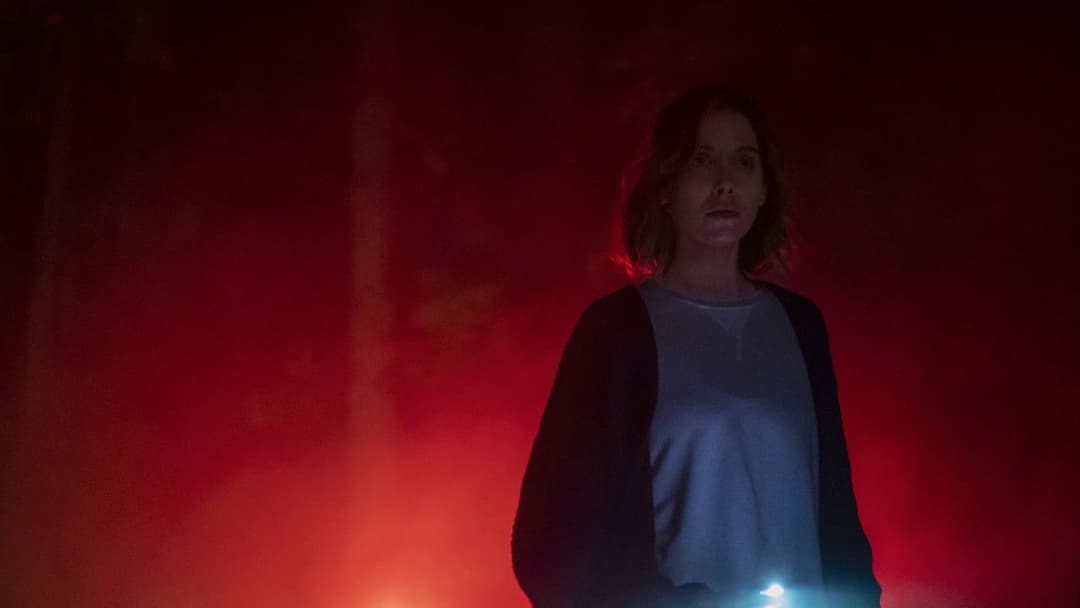 Під наглядом backdrop 7