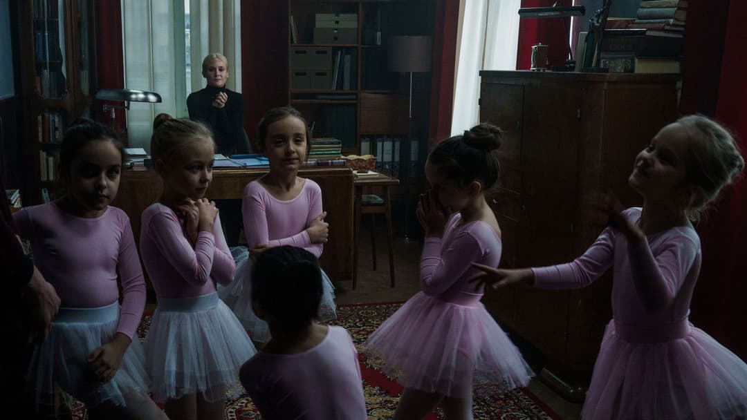 Joika - Ein Leben für den Tanz backdrop 13