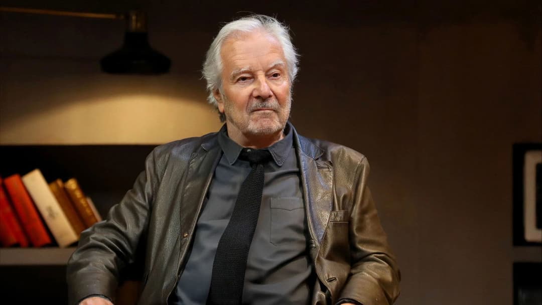 Je me souviendrai... de presque tout backdrop 5