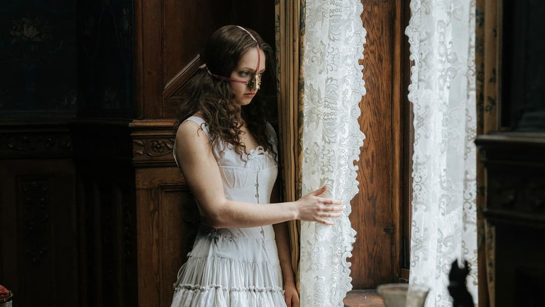 Гидка сестра backdrop 11