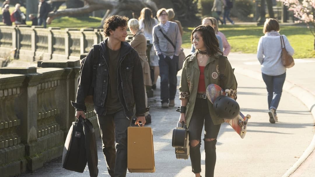 Таємне товариство другонароджених членів королівської сім’ї backdrop 15