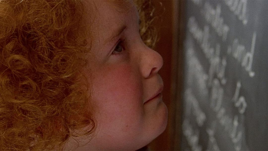 An Angel at My Table backdrop 9