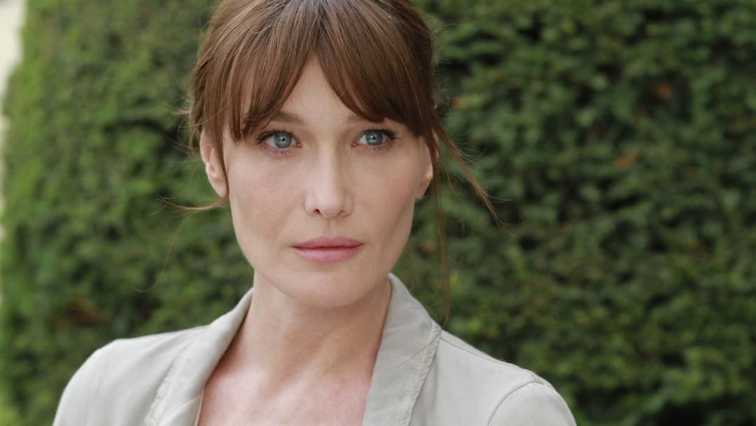 Опівночі в Парижі backdrop 18