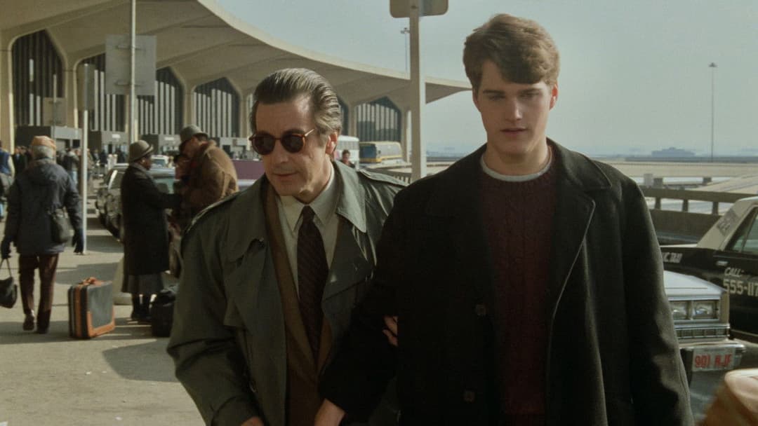 Запах жінки backdrop 14