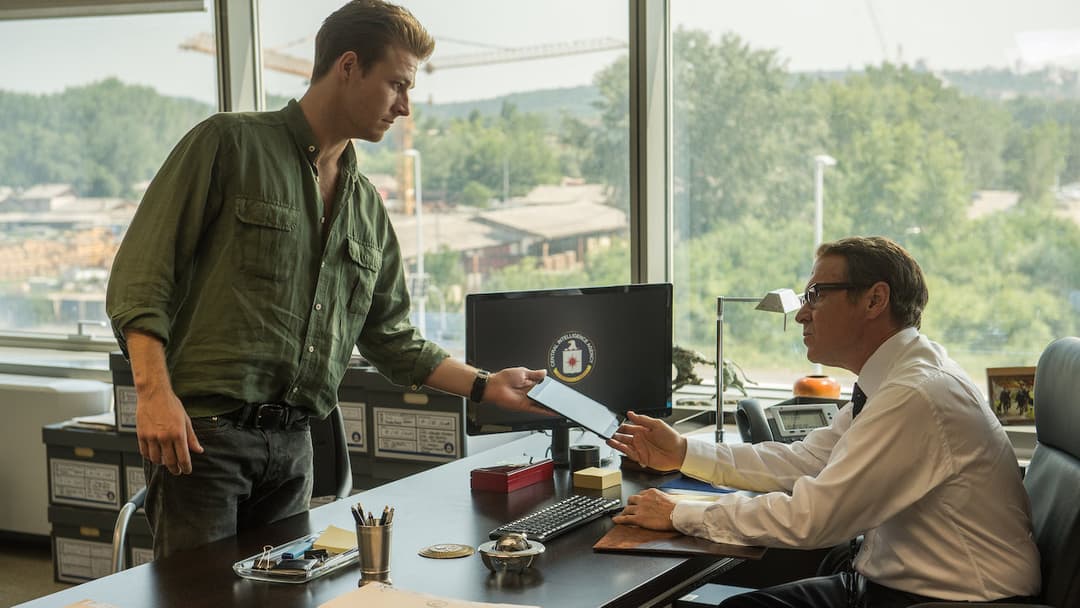 Людина листопада backdrop 9