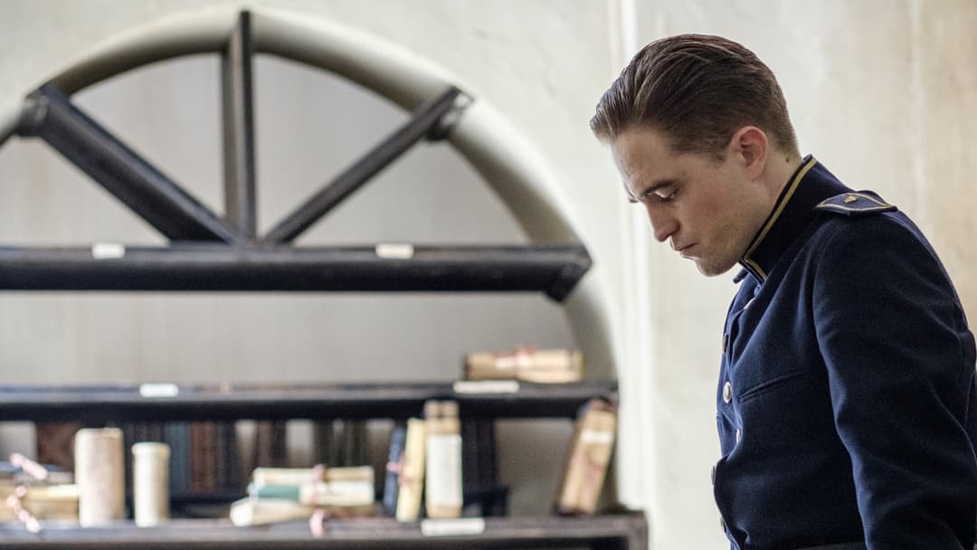 В очікуванні варварів backdrop 11