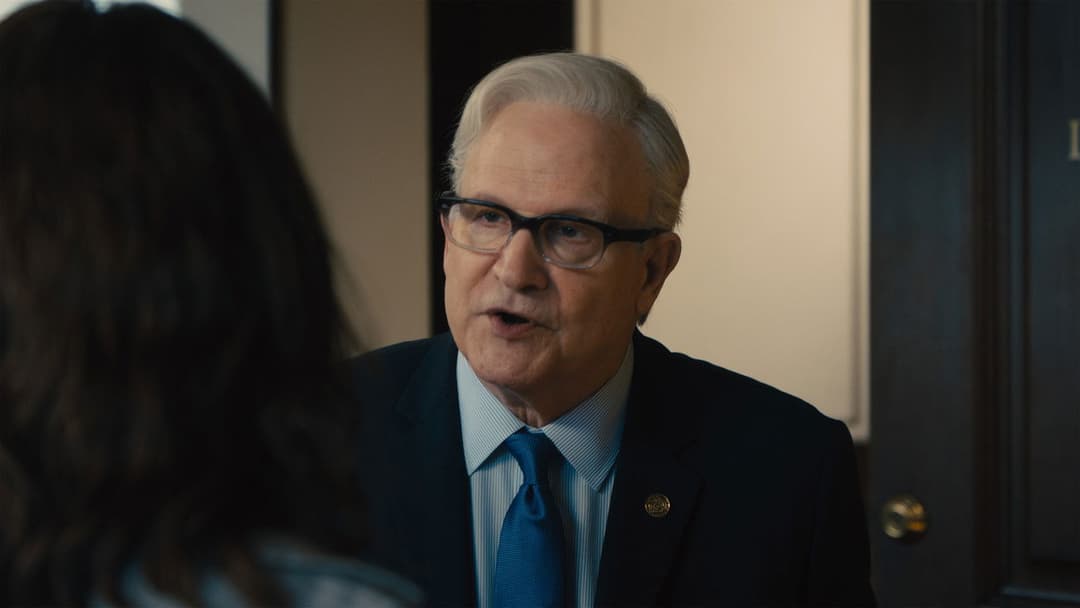 Елла МакКей backdrop 16