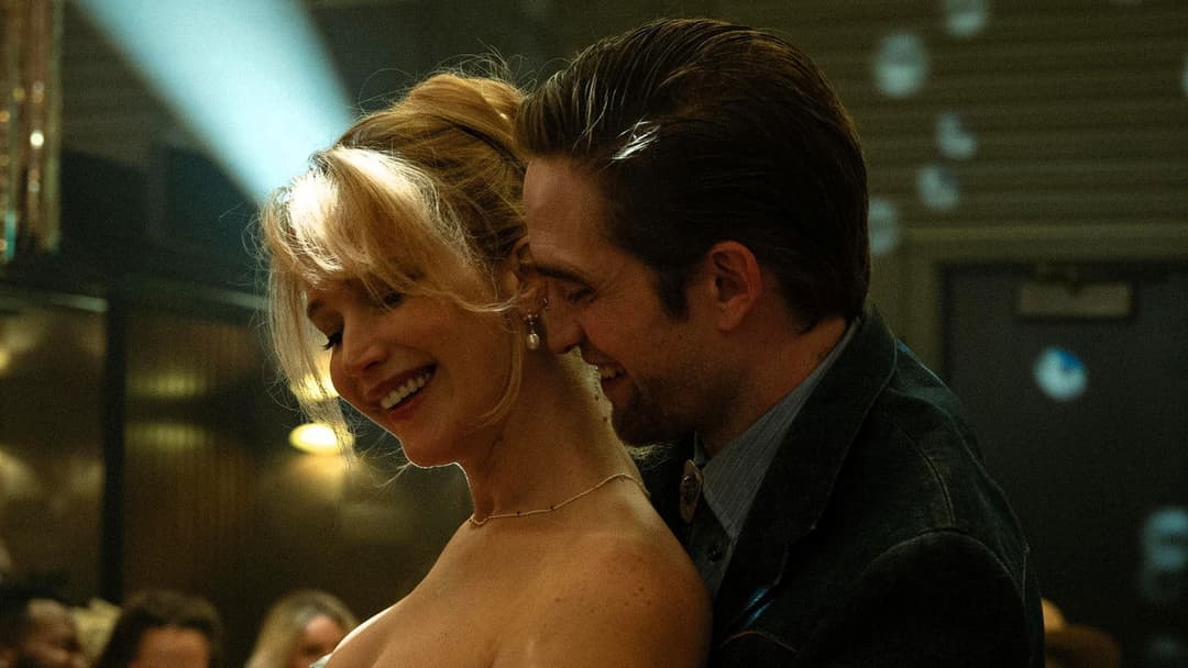 Die My Love backdrop 8