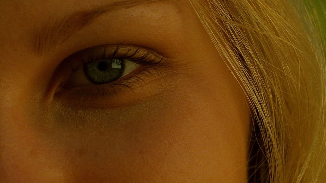 Цнотливі самогубиці backdrop 11