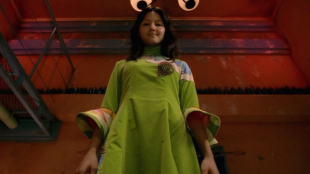 Survive Style backdrop 6