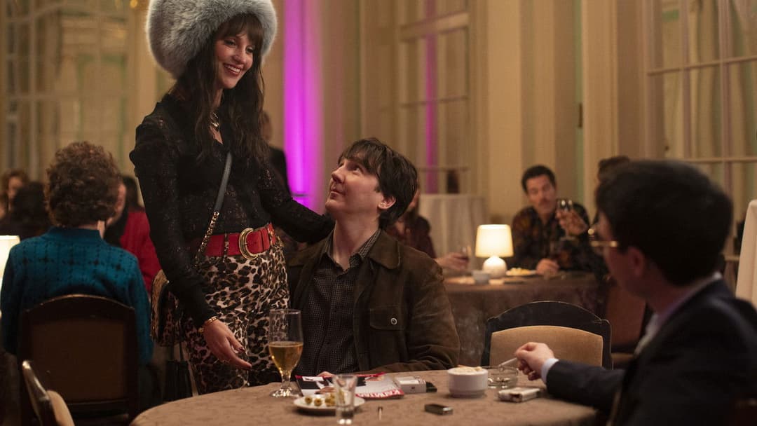 Le Mage du Kremlin backdrop 12