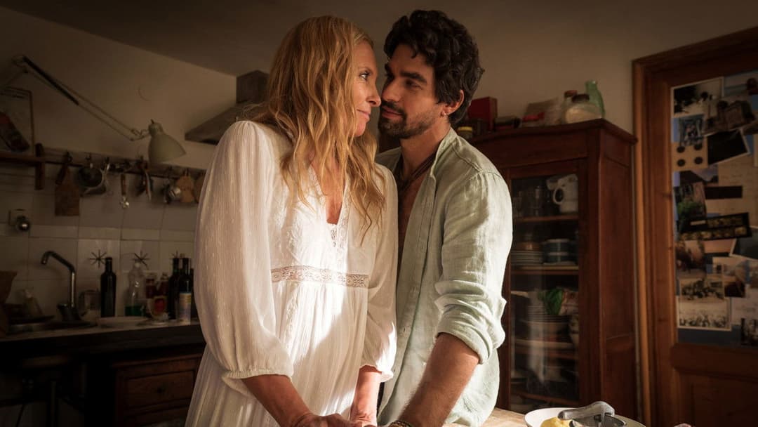 Мафія Мама backdrop 16