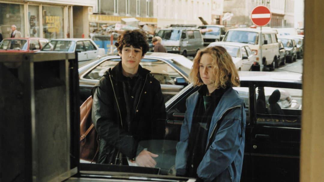 Відео Бенні backdrop 4