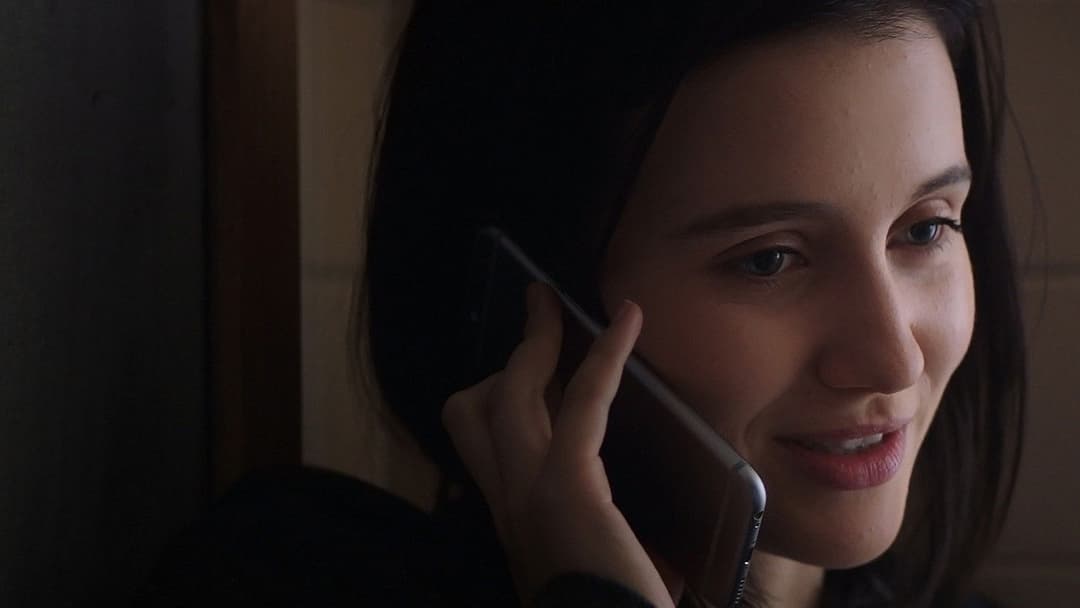 Looks That Kill backdrop 3