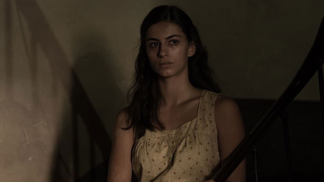 Будинок 32 backdrop 5