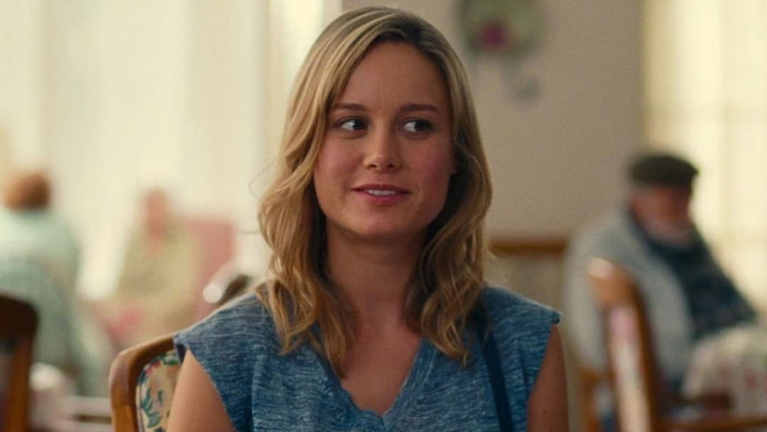 Дівчина без комплексів backdrop 16