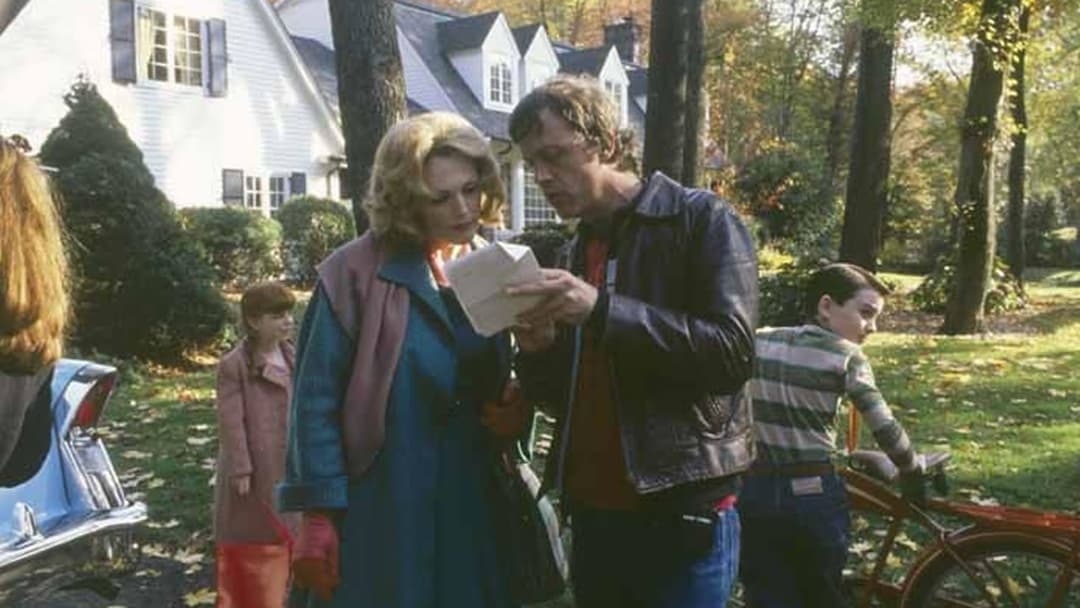 Далеко від раю backdrop 11