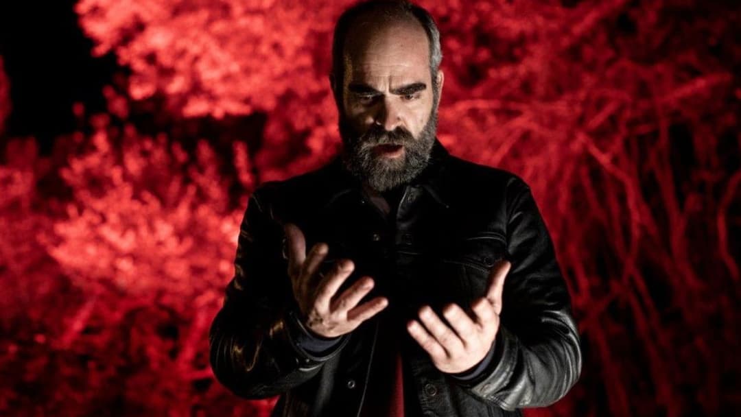 Auge um Auge backdrop 6