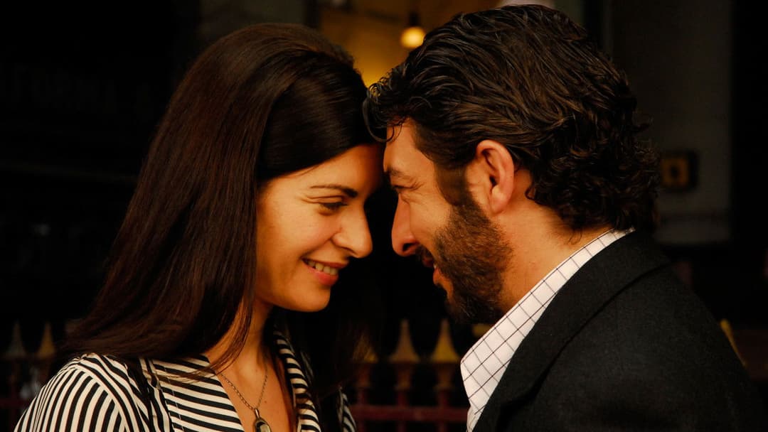 Секрет у їхніх очах backdrop 8