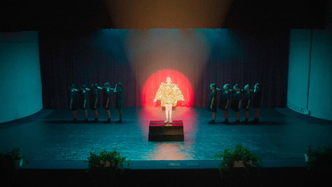 Don't Let the Sun backdrop 4