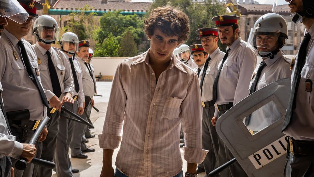 В’язниця 77 backdrop 12