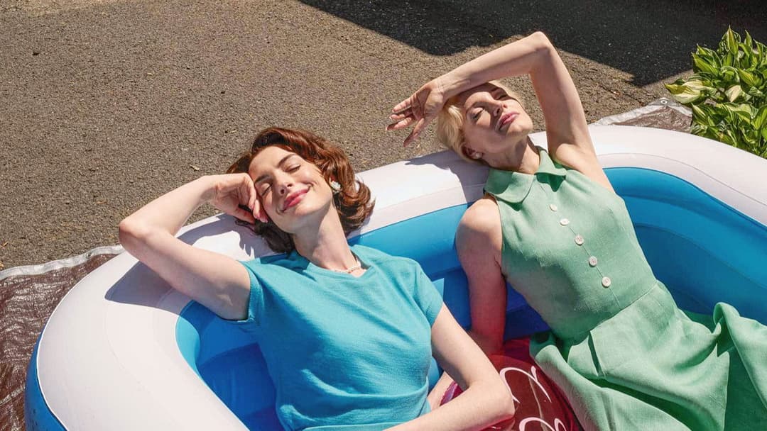 Материнський інстинкт backdrop 16