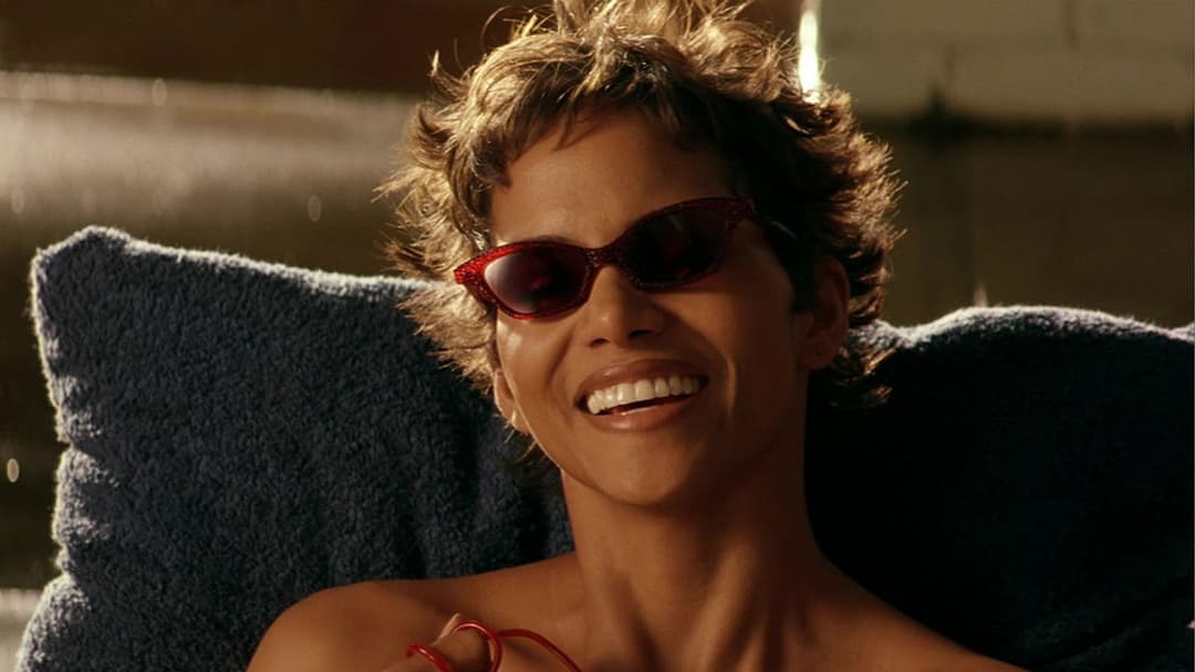 Passwort: Swordfish backdrop 13