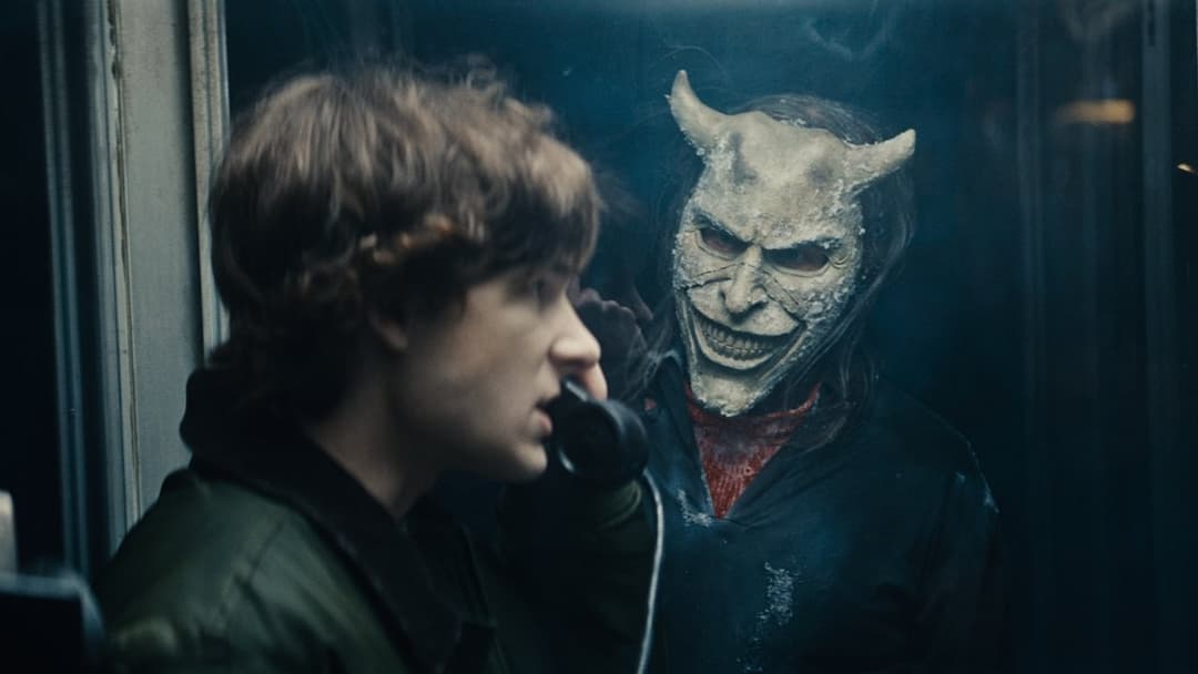 Чорний телефон 2 backdrop 4