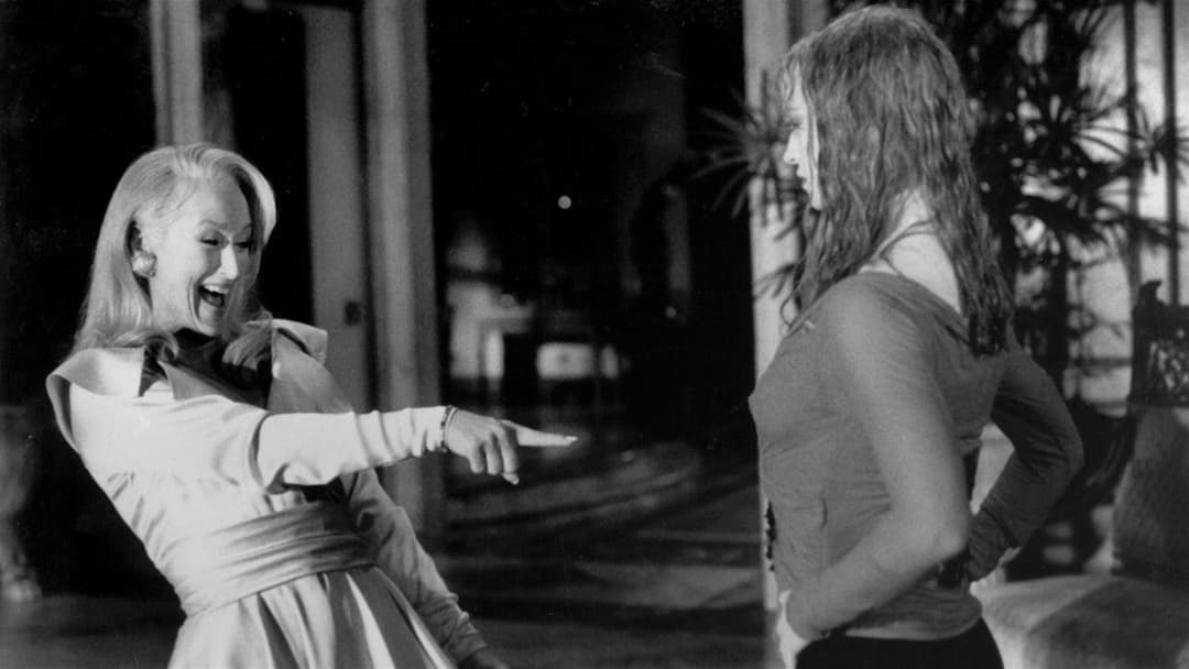 Смерть їй пасує backdrop 17