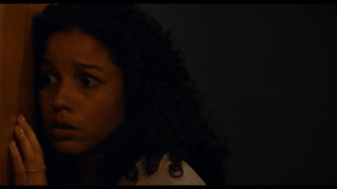 There's Something Wrong with the Children backdrop 6