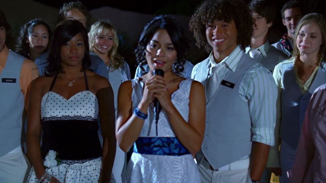 Шкільний мюзикл 2 backdrop 18