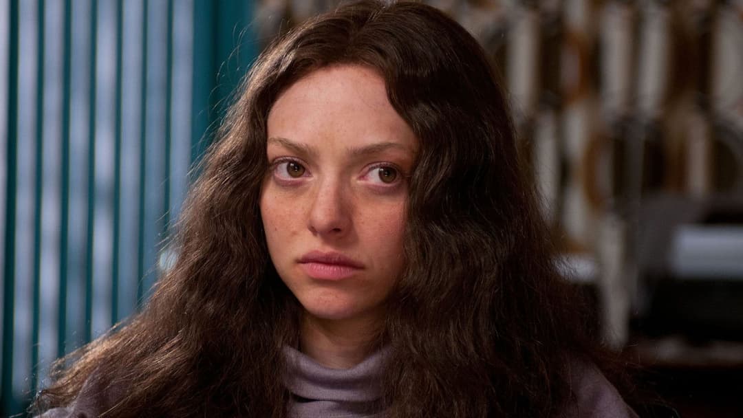 Лавлейс backdrop 12