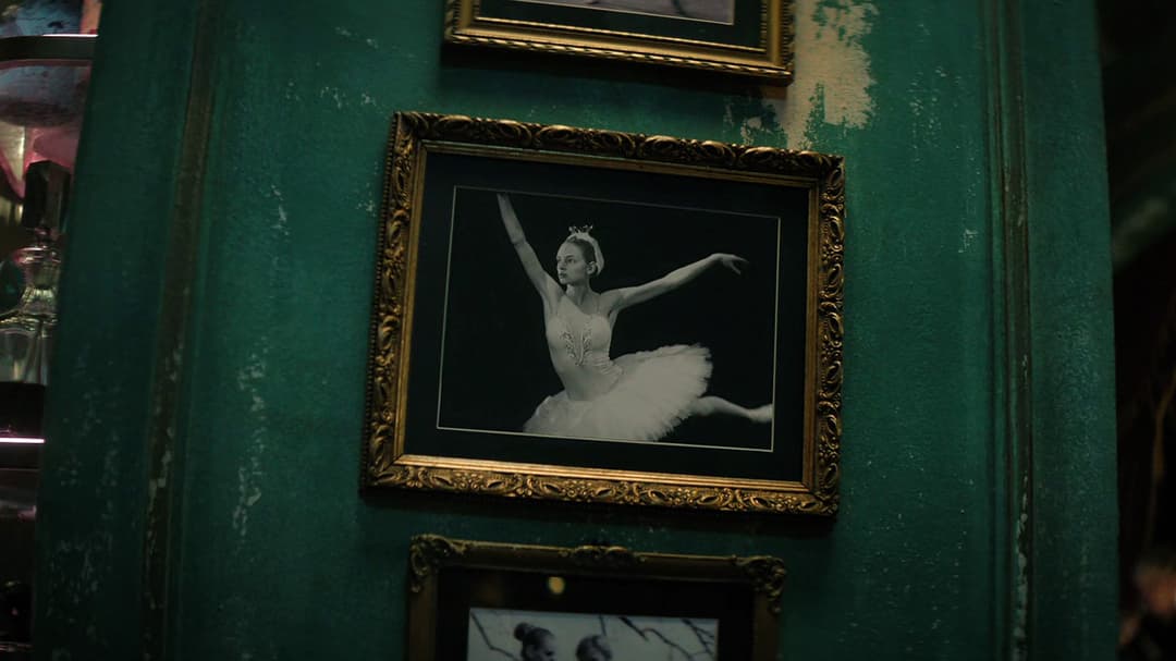 Pretty Lethal backdrop 10